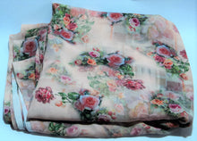 Load image into Gallery viewer, Crepe Floral Saree Printed
